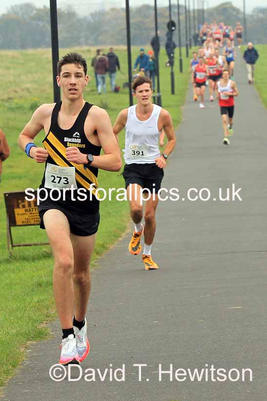 Senior Mens and Senior Womens 2022 Heaton Memorial 10k Road Race, Newcastle Town Moor.  Photo: David T. Hewitson/Sports for All Pics